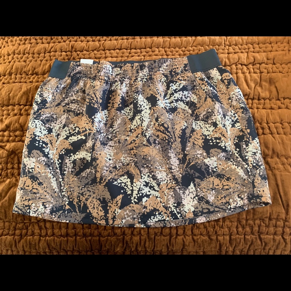 GAP Woman’s floral skirt XXL